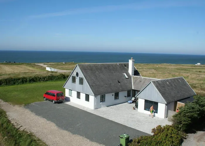 Holiday home Pool House With Beautiful View By The Sea - Sj650