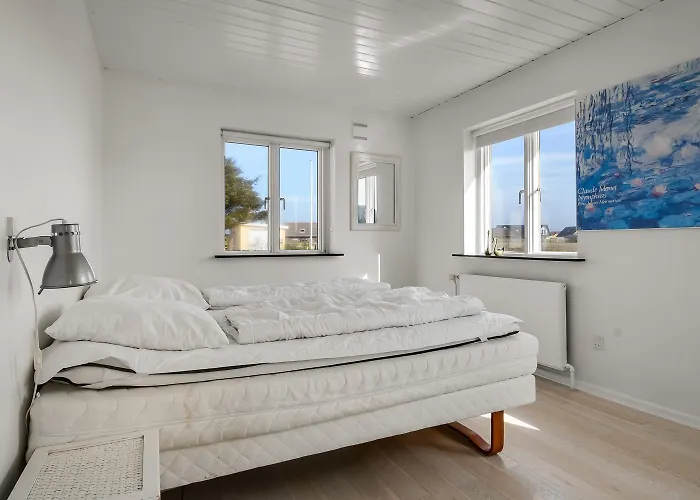 Pool House With Beautiful View By The Sea - Sj650 Holiday home *