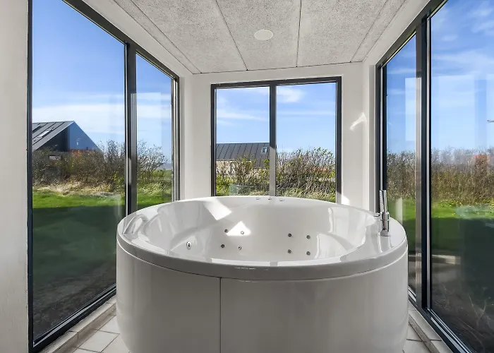 Pool House With Beautiful View By The Sea - Sj650 Holiday home