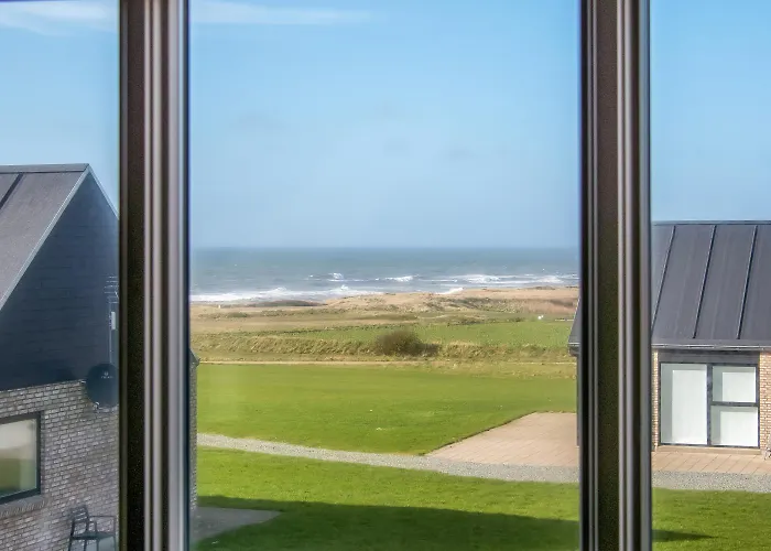 Pool House With Beautiful View By The Sea - Sj650 *